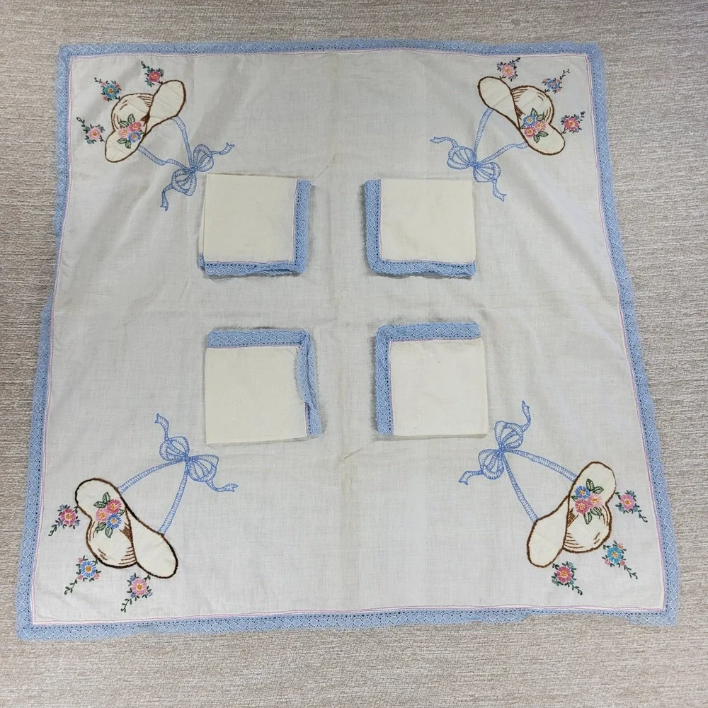 Vintage Embroidered Linen Tablecloth 4 Napkins Floral Hat Blue Lace Handmade Set